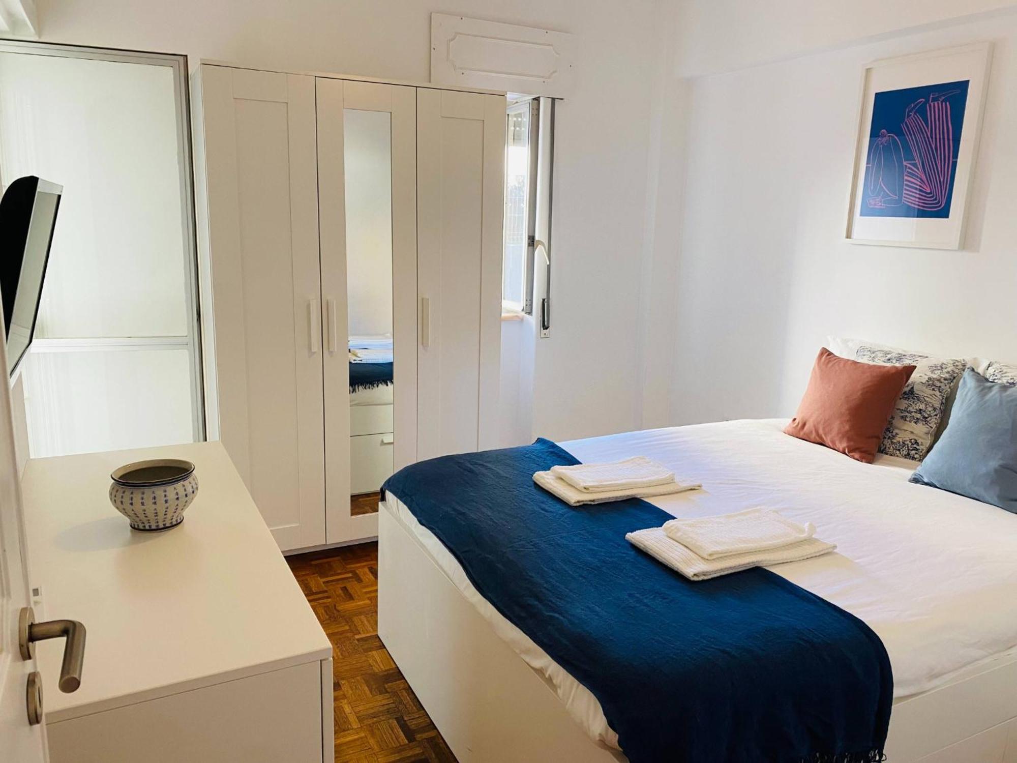Apartment 2 Bedrooms By The Estoril